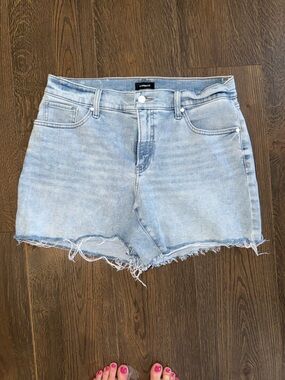Express Light Wash Cutoff Denim Shorts - Light Blue